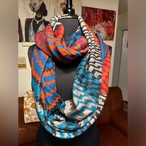 NWT INFINITY WOMENS BEAUTIFUL 🤩 WINTER FALL SPRING SUMMER SCARF